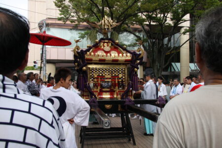 第33回・前夜祭・千葉神社・神輿